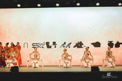 Regina corvello bailarinas fotografadas pela fotografa Letícia Franco no Lago SUl em Brasília DF teatro oi espetaculo Sylvia'