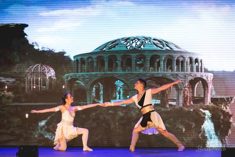 Regina corvello bailarinas fotografadas pela fotografa Letícia Franco no Lago SUl em Brasília DF teatro oi espetaculo Sylvia'