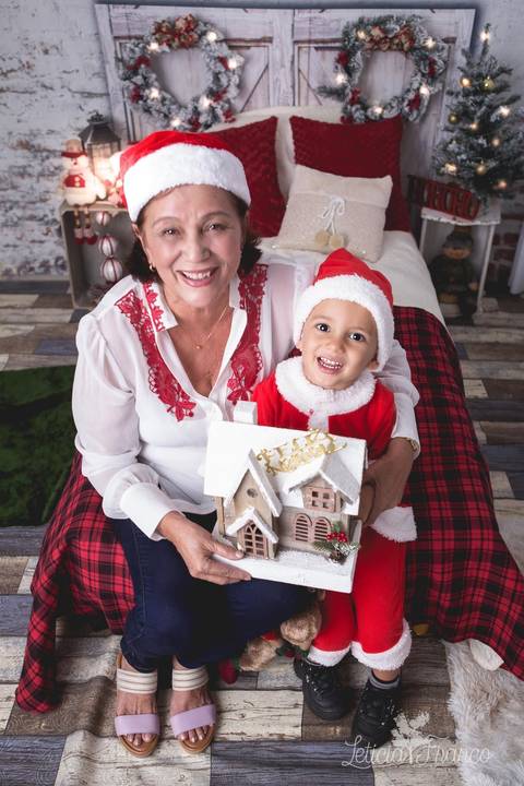 ensaio de natal em brasilia lago sul jardim botanico 2019 estrelas ensaio clean bebe sorriso fotografado pela fotografa leticia franco especializada'