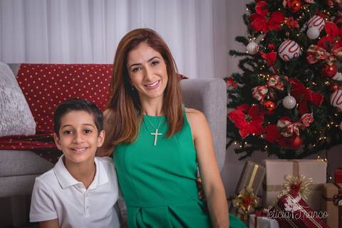 ensaio de natal em brasilia lago sul jardim botanico 2019 estrelas ensaio clean bebe sorriso fotografado pela fotografa leticia franco especializada quarto do papai noel pijama carter1s carters gemeas twins'