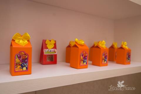 decoração backyardigans festa infantil registrado pela fotografa especialziada leticia franco fotografia brasilia df lembrança lembrancinha'