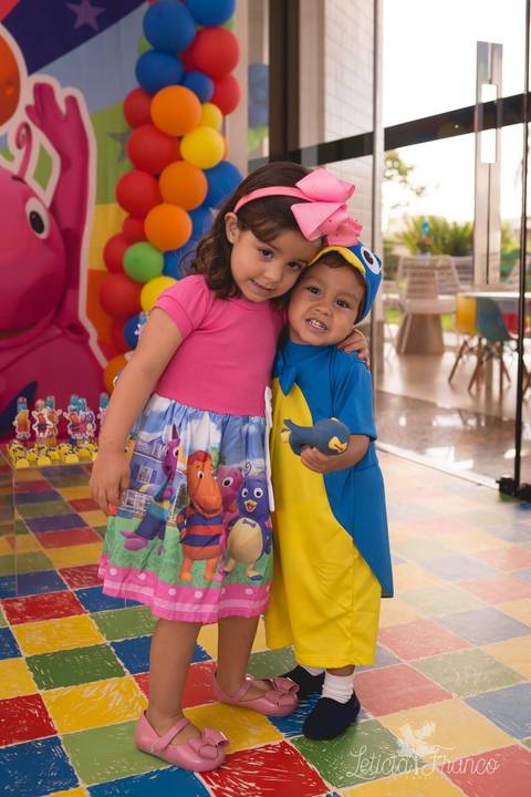 decoração backyardigans festa infantil registrado pela fotografa especialziada leticia franco fotografia brasilia df irmãos'