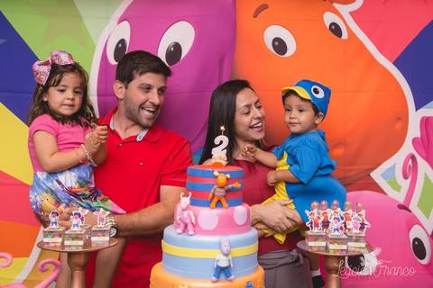 decoração backyardigans festa infantil registrado pela fotografa especialziada leticia franco fotografia brasilia df hora do parabéns'