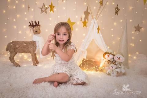 estrelas bebê touca de papai noel 2019 brasilia df registrado pela fotógrafa letícia franco branco familia laura'