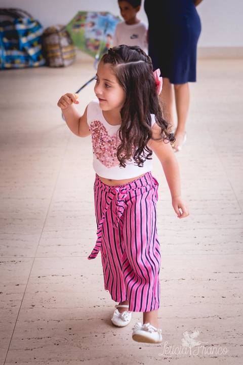 festa infantil 04 anos decoração brasilia df distrito federal book fotógrafa melhor leticia franco letícia moranguinho dinossauro betina e olivia pulando corda trio bagunça aniversariantes gêmeas twins'
