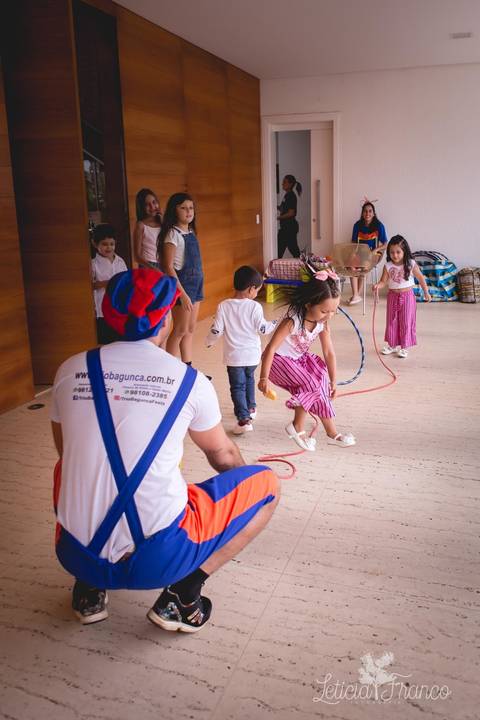 festa infantil 04 anos decoração brasilia df distrito federal book fotógrafa melhor leticia franco letícia moranguinho dinossauro betina e olivia pulando corda trio bagunça pulando aniversariantes gêmeas twins'