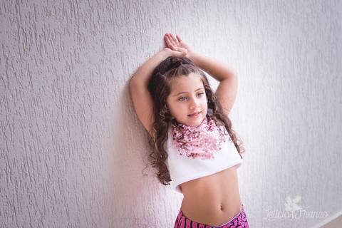 festa infantil 04 anos decoração brasilia df distrito federal book fotógrafa melhor leticia franco letícia moranguinho dinossauro betina e olivia pulando corda trio bagunça irmãs aniversariantes gêmeas twins com primo '