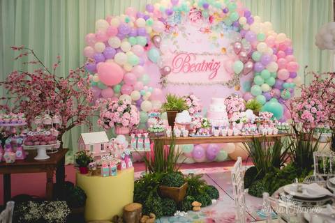 festa infantil 02 anos decoração brasilia df distrito federal book fotógrafa fotografia melhor leticia franco letícia jardim da beatriz detalhes happy birthday asa norte em brasilia mesa do bolo jardim parabéns'