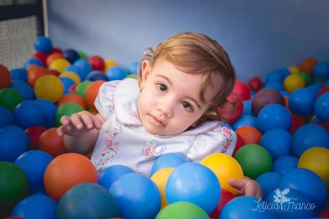 festa infantil 02 anos decoração brasilia df distrito federal book fotógrafa fotografia melhor leticia franco letícia jardim da beatriz detalhes happy birthday asa norte em brasilia aniversariante piscina de bolas bolinhas coloridas'