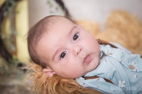 ensaio de páscoa em brasilia leticia franco fotografia df lago sul jardim botanico candy colors coelhos orelha de coelho nicolas 3 meses bebê só rostinho bem de perto'