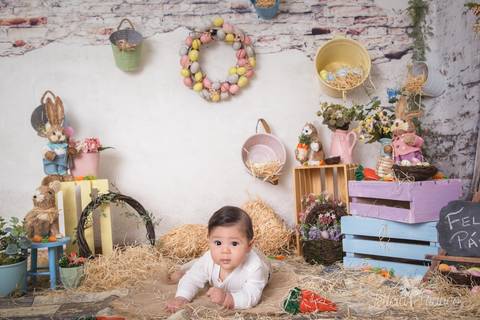 ensaio de páscoa em brasilia leticia franco fotografia df lago sul jardim botanico candy colors coelhos orelha de coelho romero tummy time de bruços barriguinha pra baixo'