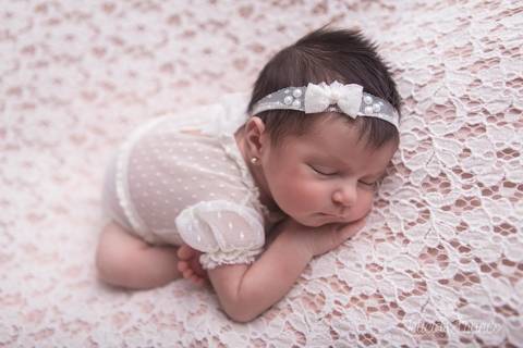 bebê recém nascido newborn brasilia fotografa fotografo fotógrafa brasília df distrito federal baby bebe reborn book melhor leticia franco menina azul e rosa pose taco mais de cima'