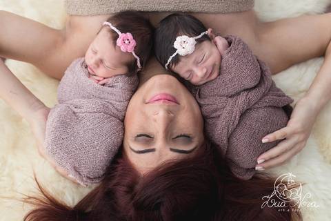 mamãe de duas gemeas gemeos twins session'