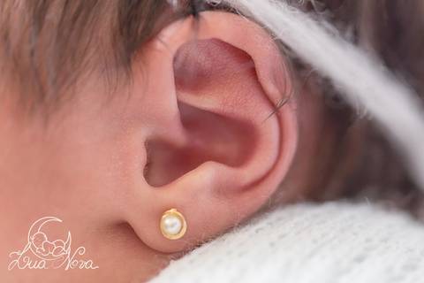 detalhe orelha ensaio newborn'