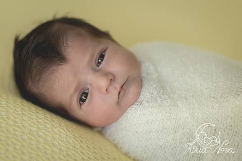 baby bebe newborn acordado'