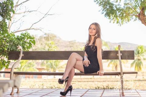 debutante 15 anos vestido preto'