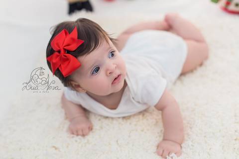 bebe baby de bruços pescoço firme 3 meses'