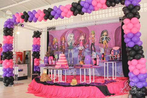 mesa aniversário 7 anos monster high festa infantil brasilia trakinagem'