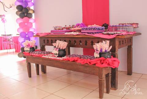 mesa de doces monster high festa infantil brasilia trakinagem'