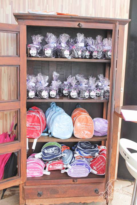 armário de lembranças festa monster high festa infantil brasilia trakinagem'