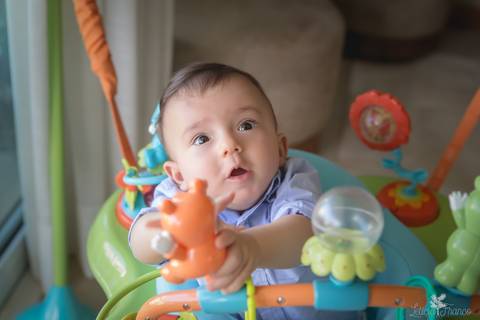 bebê acompanhamento mensal brasilia fotógrafa brasília df distrito federal baby bebe book melhor franco letícia lifestyle lucas 5 meses no jumping fisher priva pula pula'