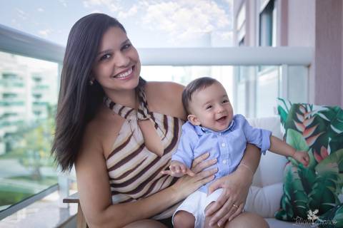 bebê acompanhamento mensal brasilia fotógrafa brasília df distrito federal baby bebe book melhor franco letícia lifestyle lucas 5 meses com a dindinha na varanda e sorrindo'