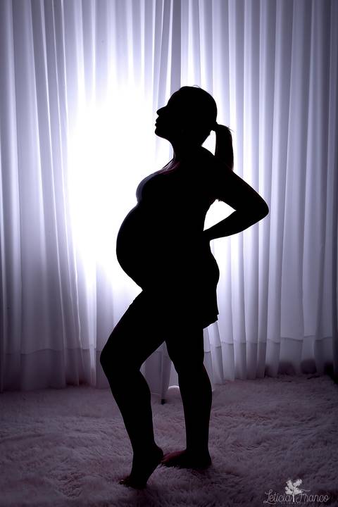 ensaio gestante mamãe fotografa fotógrafa brasília df distrito federal baby bebe reborn book melhor leticia franco letícia estúdio  gestante silhueta '