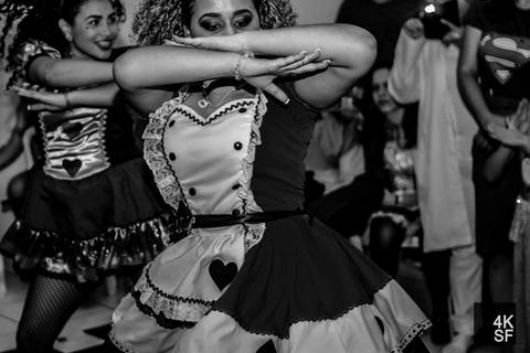 15 anos dançando na festa'