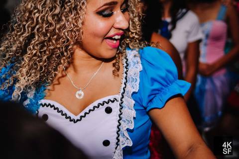 balada de 15 anos, sorrisos'