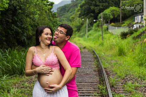 Fazendo a gestante sorrir'