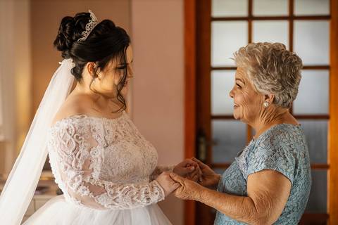 Inspiração e ideias criativas de fotos fotográfico de Making Of do noiva no espaço Villa Mantova Eventos - Santana de Parnaíba'