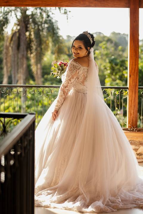 Inspiração e ideias criativas de fotos fotográfico de Making Of do noiva no espaço Villa Mantova Eventos - Santana de Parnaíba'