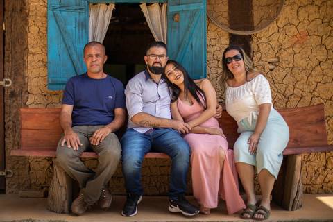 Inspiração e ideias criativas ensaio fotográfico pré casamento pré wedding de casal em São Roque - SP'