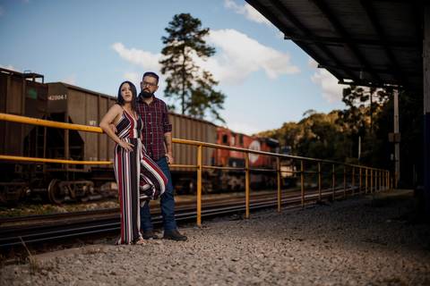 Inspiração e ideias criativas ensaio fotográfico pré casamento pré wedding de casal em São Roque - SP'