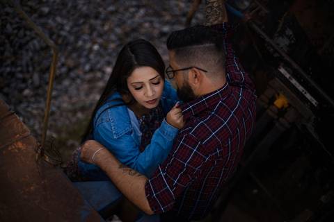 Inspiração e ideias criativas ensaio fotográfico pré casamento pré wedding de casal em São Roque - SP'