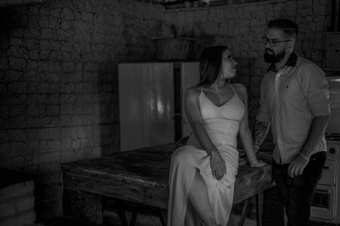 Inspiração e ideias criativas ensaio fotográfico pré casamento pré wedding de casal em São Roque - SP'
