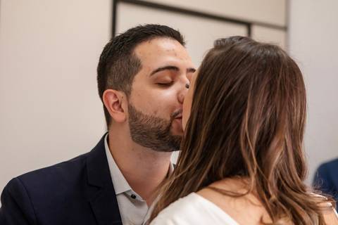 Inspirações e criatividade de fotos de casamento no civil com familiares na cidade de Barueri - São Paulo'