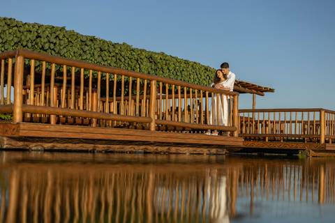 As melhores ideias e inspirações criativas de fotos para ensaio pré wedding na cidade das flores Holambra - SP'