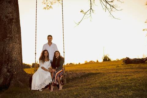 As melhores ideias e inspirações criativas de fotos para ensaio pré wedding na cidade das flores Holambra - SP'