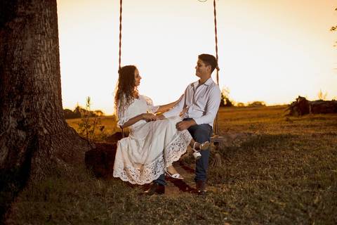 As melhores ideias e inspirações criativas de fotos para ensaio pré wedding na cidade das flores Holambra - SP'