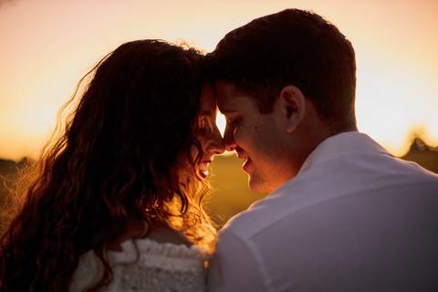 As melhores ideias e inspirações criativas de fotos para ensaio pré wedding na cidade das flores Holambra - SP'