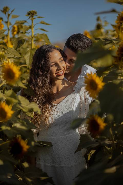 As melhores ideias e inspirações criativas de fotos para ensaio pré wedding na cidade das flores Holambra - SP'