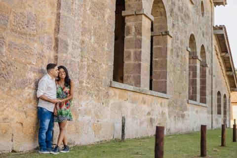 As melhores ideias e inspirações criativas de fotos para ensaio pré wedding no estilo rustico Fazenda Ipanema - SP'