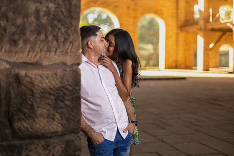 As melhores ideias e inspirações criativas de fotos para ensaio pré wedding no estilo rustico Fazenda Ipanema - SP'