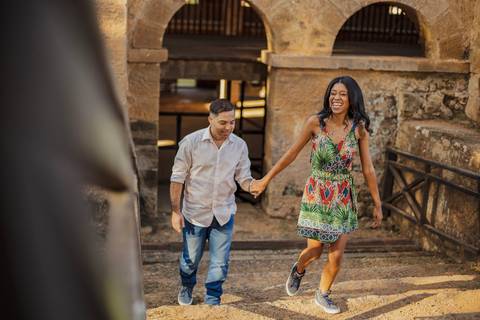 As melhores ideias e inspirações criativas de fotos para ensaio pré wedding no estilo rustico Fazenda Ipanema - SP'