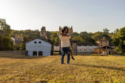 As melhores ideias e inspirações criativas de fotos para ensaio pré wedding no estilo rustico Fazenda Ipanema - SP'