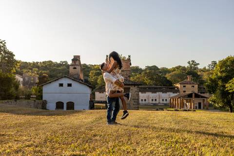 As melhores ideias e inspirações criativas de fotos para ensaio pré wedding no estilo rustico Fazenda Ipanema - SP'