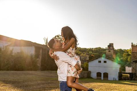 As melhores ideias e inspirações criativas de fotos para ensaio pré wedding no estilo rustico Fazenda Ipanema - SP'