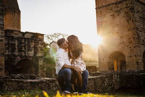 As melhores ideias e inspirações criativas de fotos para ensaio pré wedding no estilo rustico Fazenda Ipanema - SP'