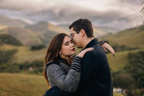 As melhores ideias e inspirações criativas de fotos para ensaio pré wedding na cidade São Francisco Xavier - SP'